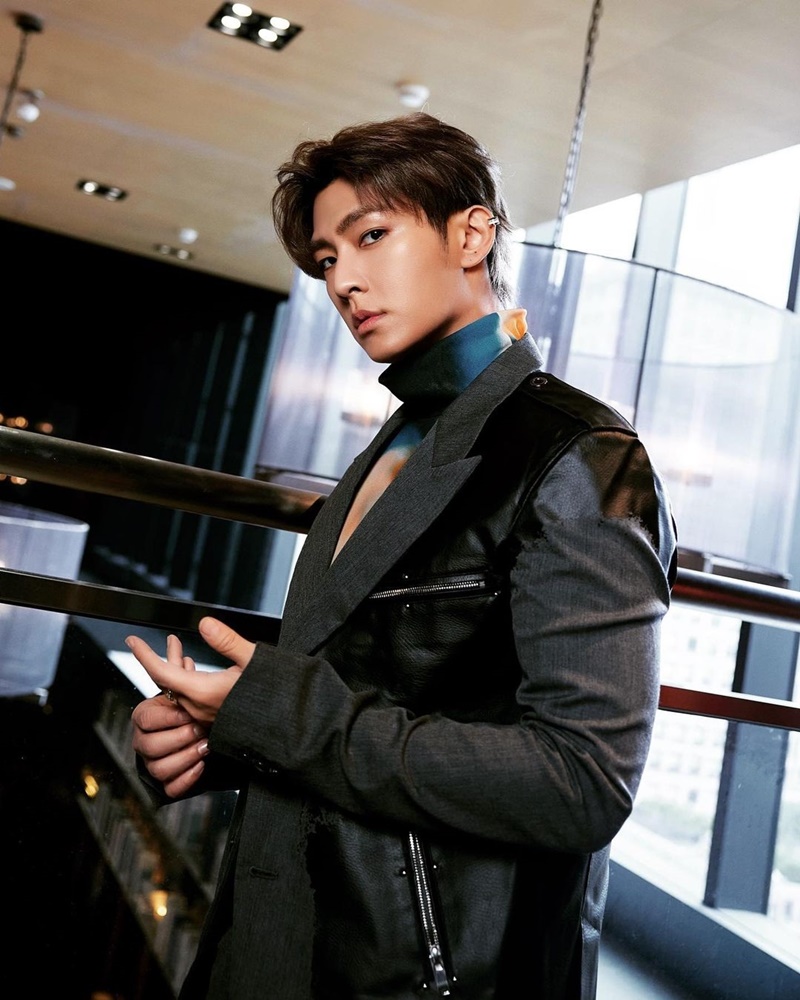 Aaron Yan เหยียนหย่าหลุน