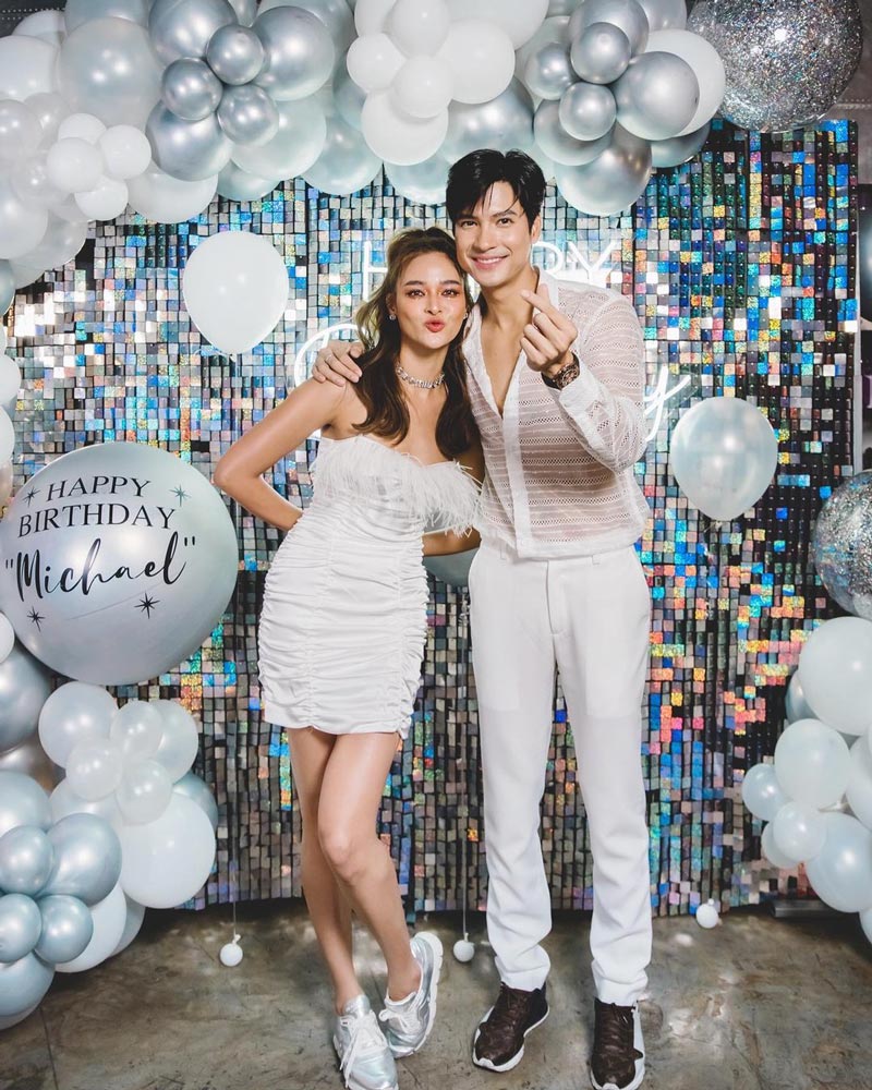 ไมค์ ปุ๊กลุก