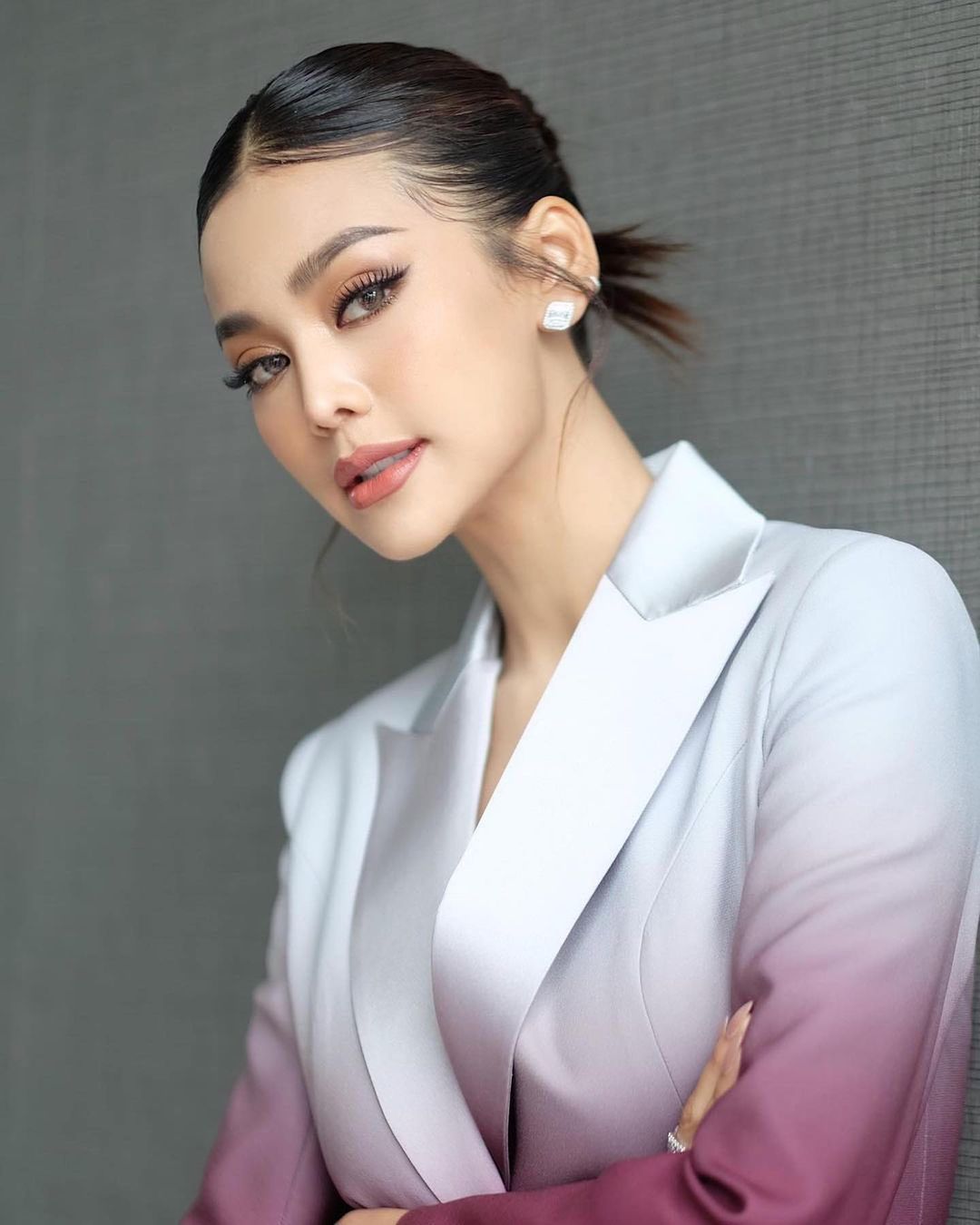 อิงฟ้า วราหะ 