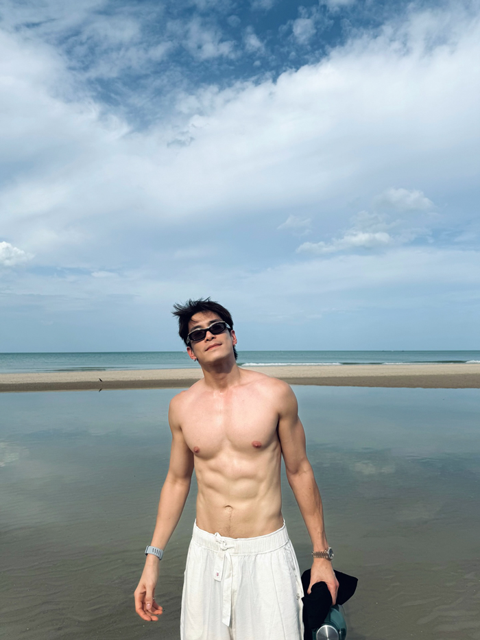 อาเล็ก ธีรเดช อวดซิกแพก บอกลาหุ่นหมี