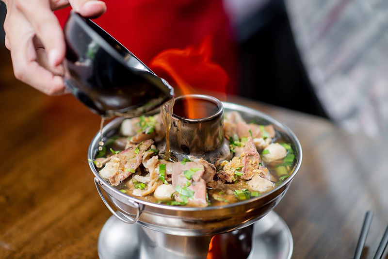 ก๋วยเตี๋ยว