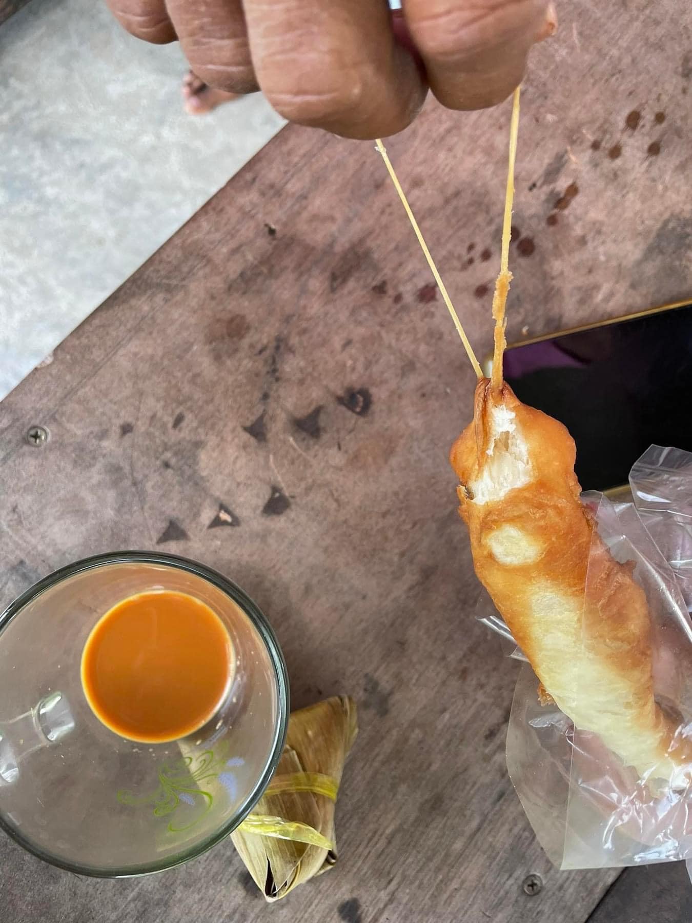 ปาท่องโก๋