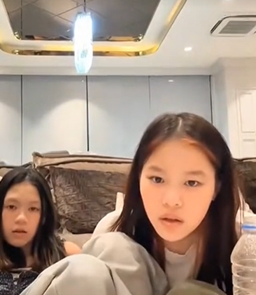 น้องณิริน ตอบแล้ว ยังคุยกับ น้องบีน่า อยู่ไหม