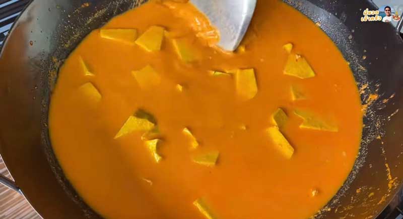 ใส่ฟักทอง