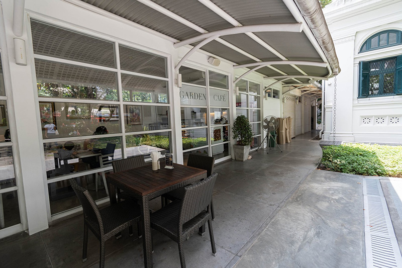 บรรยากาศด้านนอก HOFT Hostel Bangkok