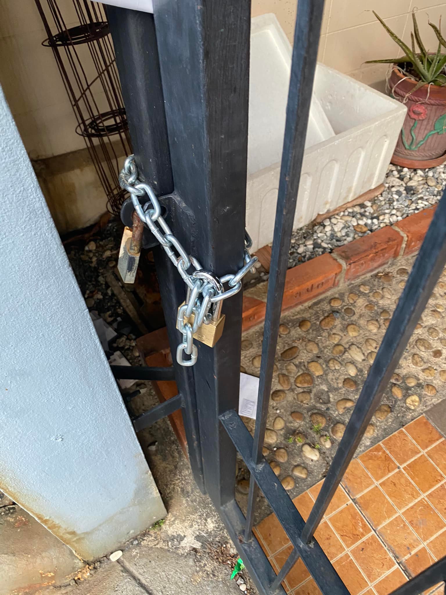 แซนวิช ปภาดา 