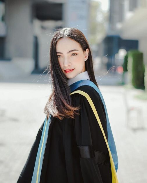 ดารารับปริญญา