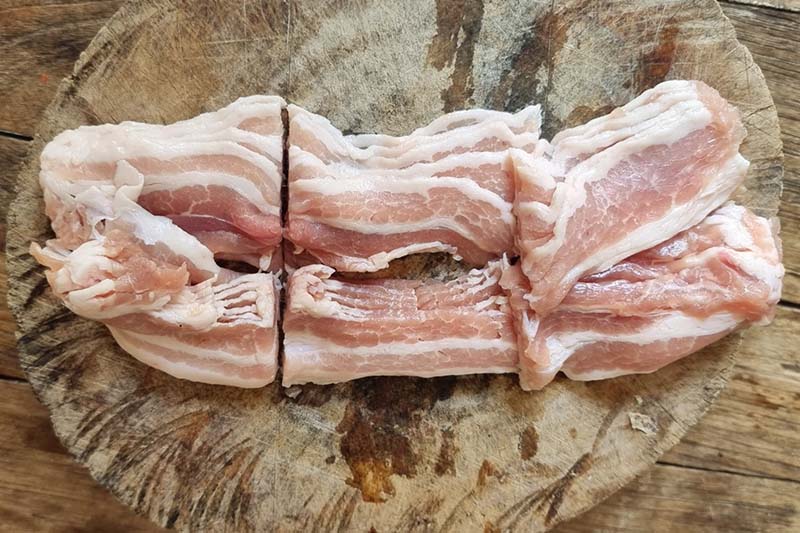 เบคอนผัดพริกขิง