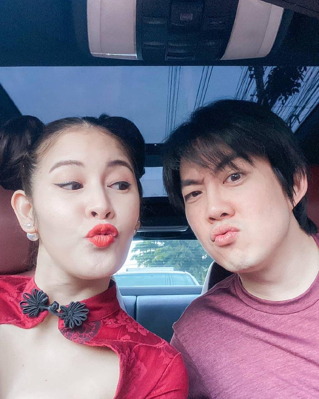 แบงค์ พิเศษ