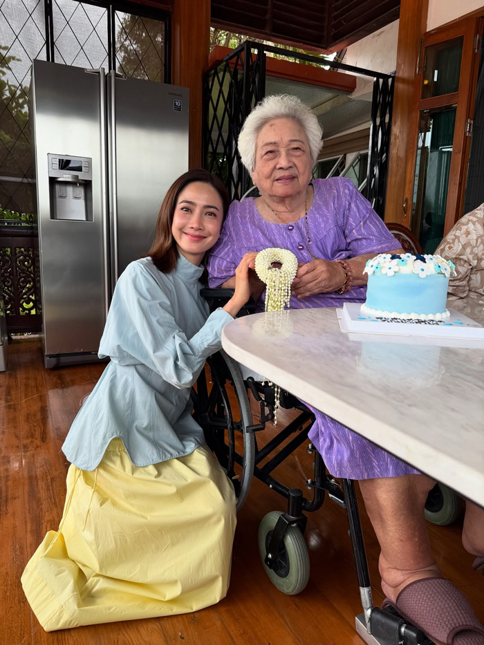 แต้ว ณฐพร ฉลองวันเกิดคุณย่า