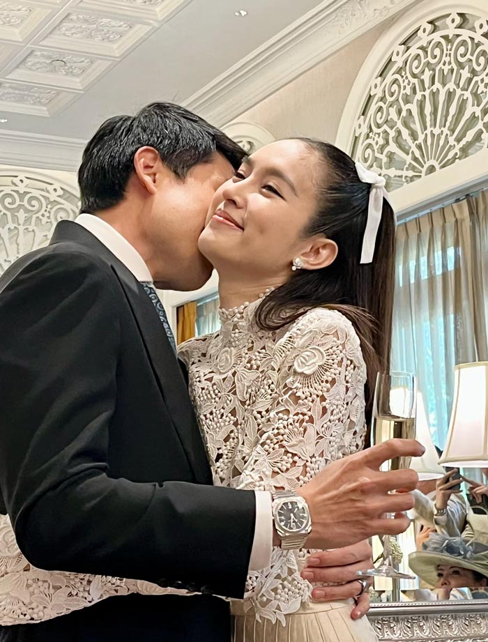 ปอย ตรีชฎา ไฮโซโอ๊ค