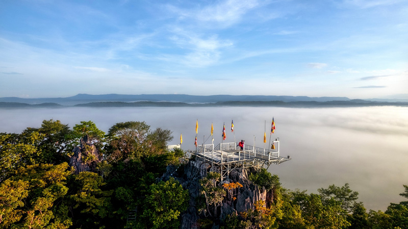 สกายวอล์ก วัดเขาสิงโต จังหวัดสระแก้ว