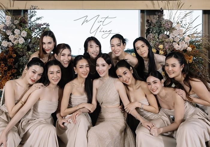 พลอย ภรรยา กันต์ กันตถาวร ร่วมแก๊งเพื่อนเจ้าสาว มิ้นท์ ณัฐวรา