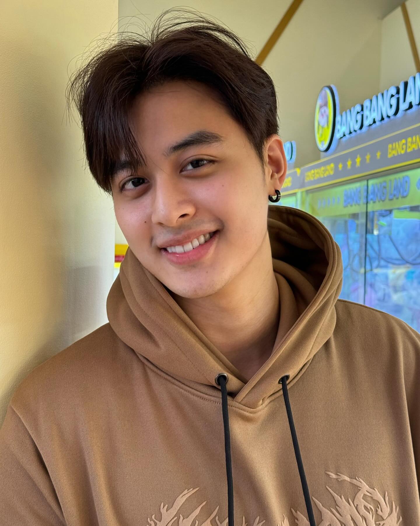 บลิว วรพล 