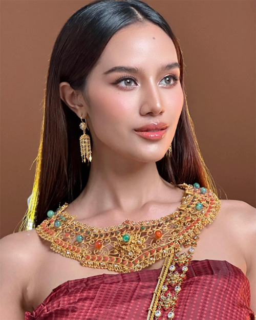 โอปอล สุชาตา Ayothaya Makeup