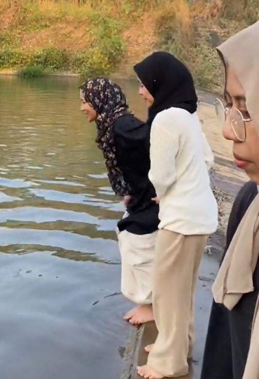 เสื้อยืด