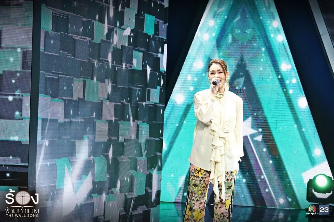 The Wall Song ร้องข้ามกำแพง