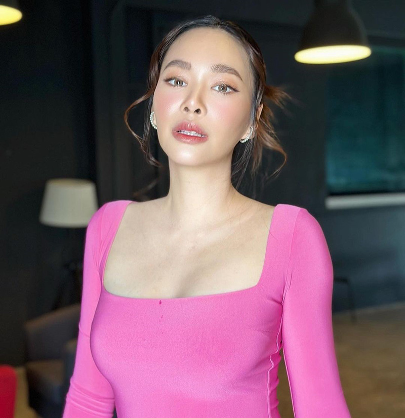 โบวี่ อัฐมา