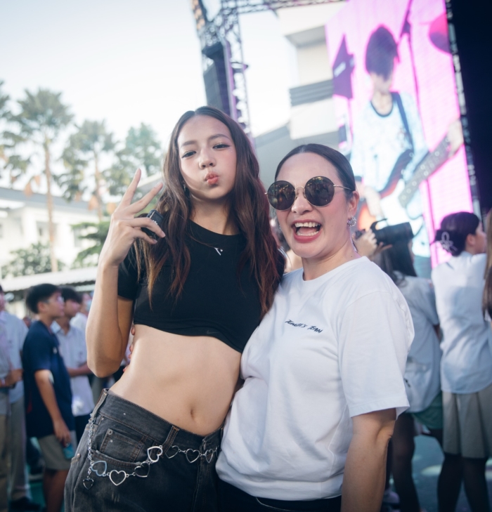 น้องตั้งตา ลูกสาว กีตาร์ ศิริพิชญ์