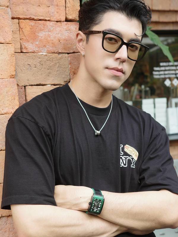 นาย ณภัทร 