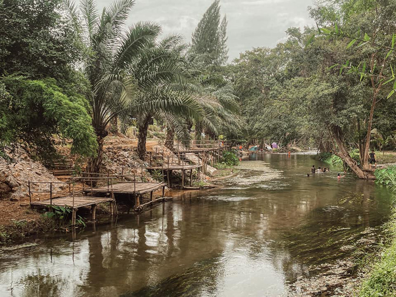 ลานกางเต็นท์ ราชบุรี
