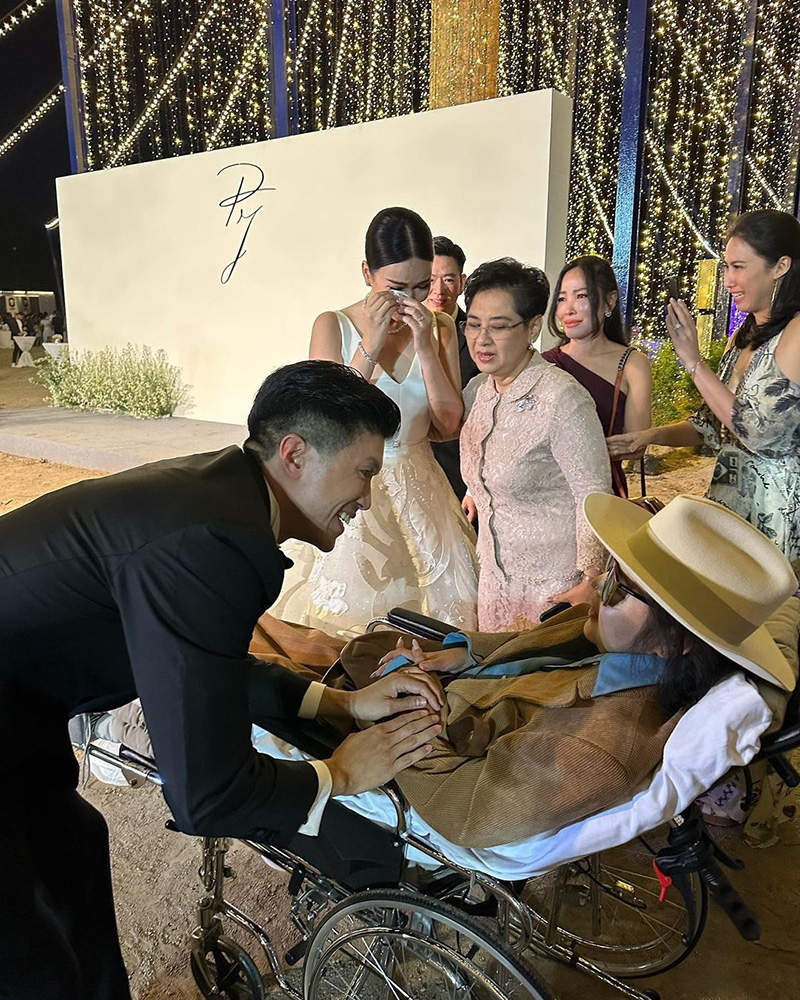 คุณหญิงแมงมุม ร่วมยินดีงานวิวาห์ 