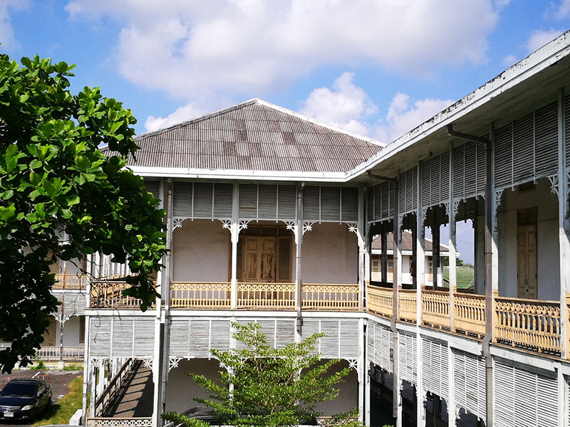 พิพิธภัณฑ์จังหวัดนนทบุรี หรือศาลากลางจังหวัดนนทบุรี หลังเก่า
