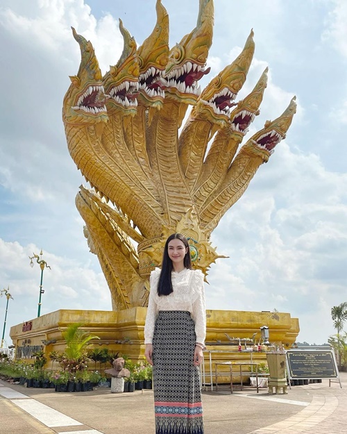 แอนน่า กลึคส์