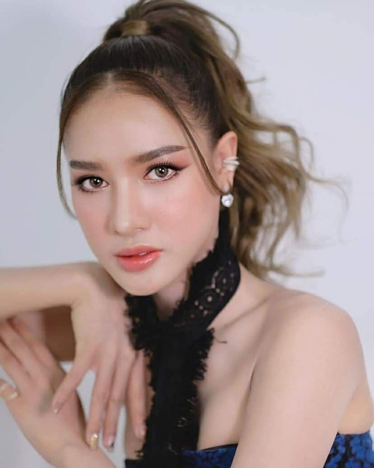 มิสยูนิเวิร์สลาว 2021