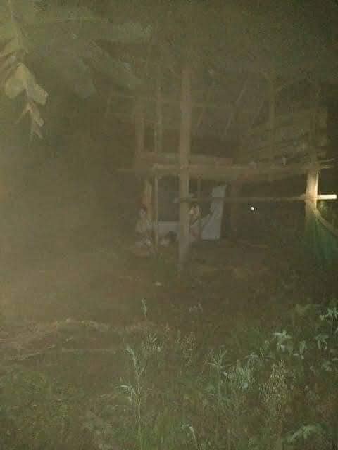 ผีชุดไทย