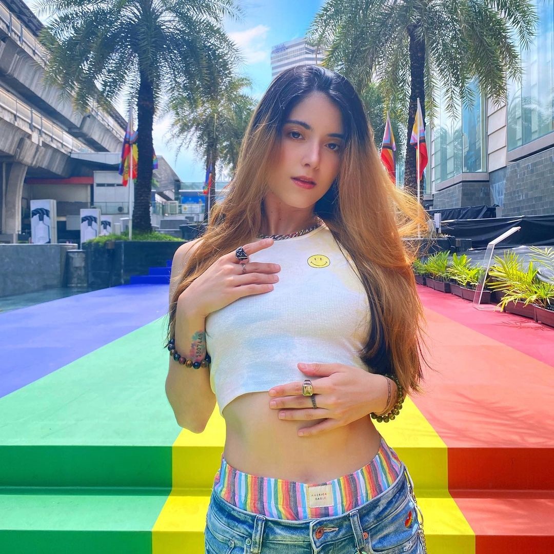 โซฟี่ อัปสรสิริ 