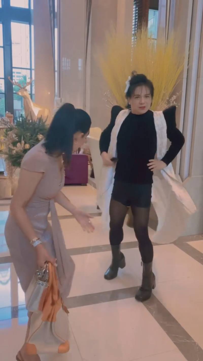  เอ ศุภชัย, หนิง ปณิตา