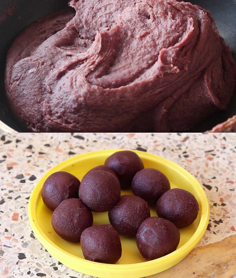 ขนมเปี๊ยะไส้ถั่วแดงไข่เค็ม
