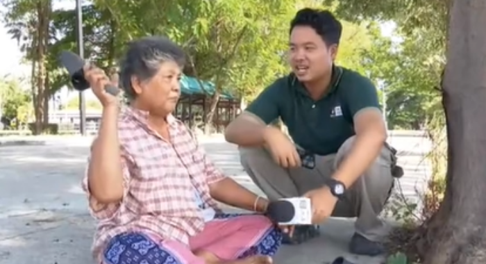 นักข่าว