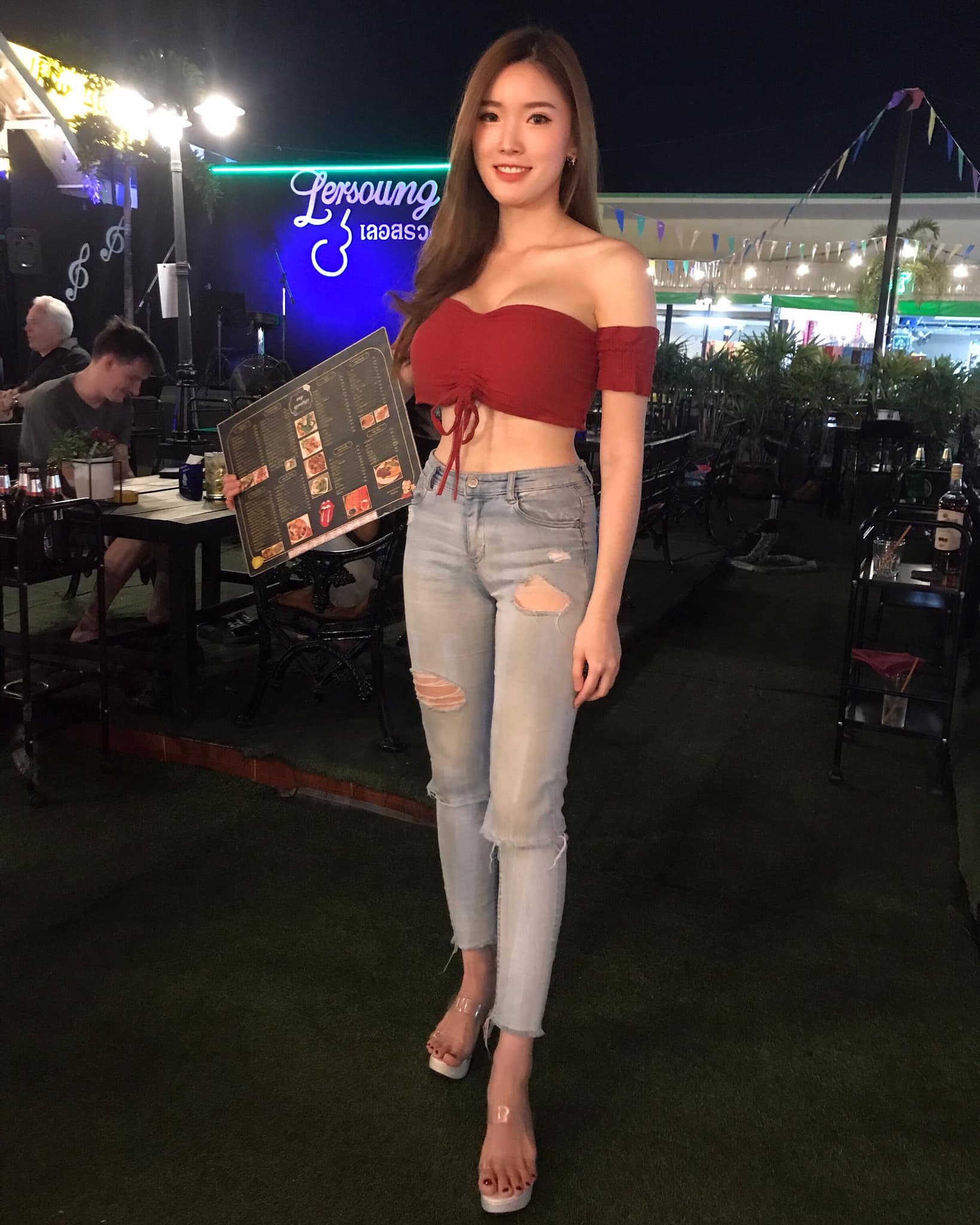 มิ้ง ณัฐวลัญช์