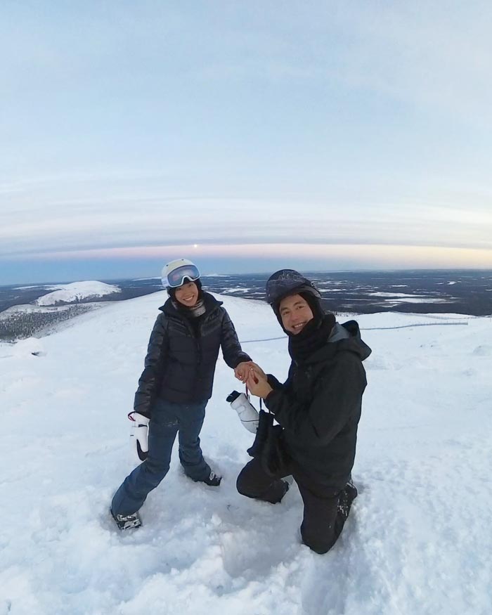 วิน Sqweez Animal คุกเข่าขอแฟนสาวแต่งงานท่ามกลางหิมะ