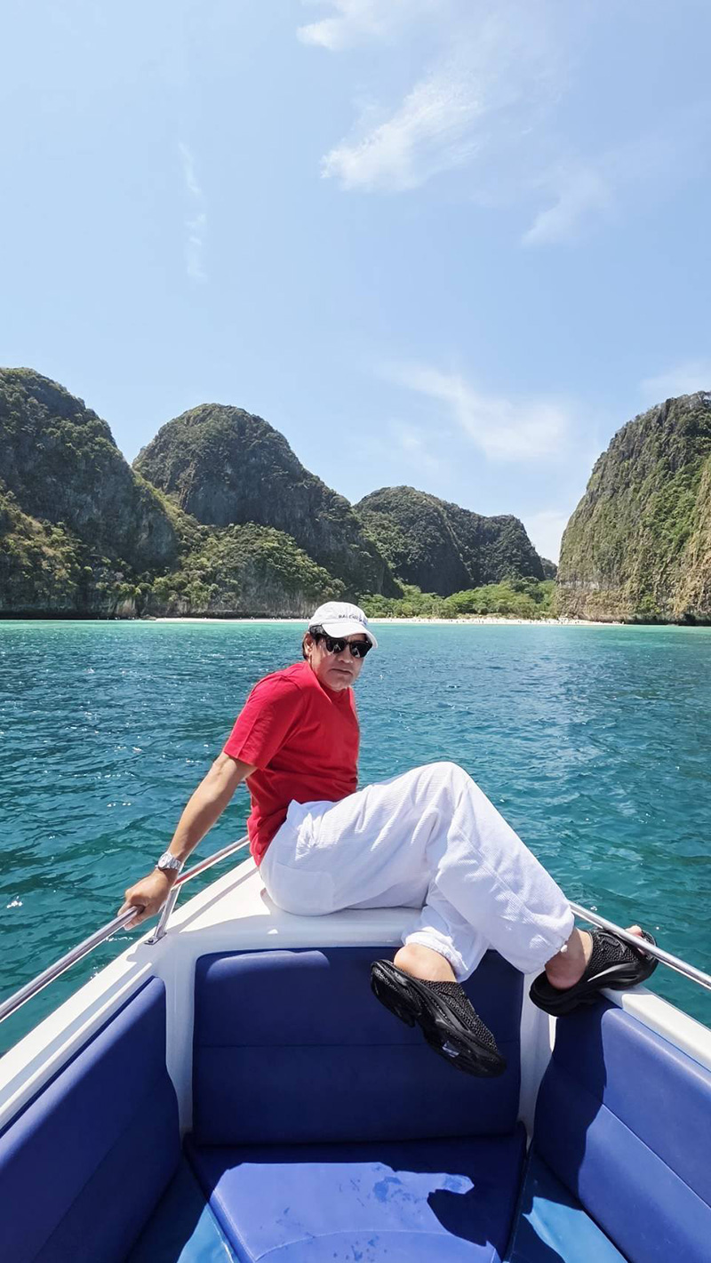 ไทด์ เอกพัน พา 3 สาวสุดรัก เที่ยวทะเลกระบี่