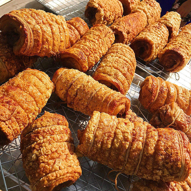 ร้านหมูกรอบชาชู