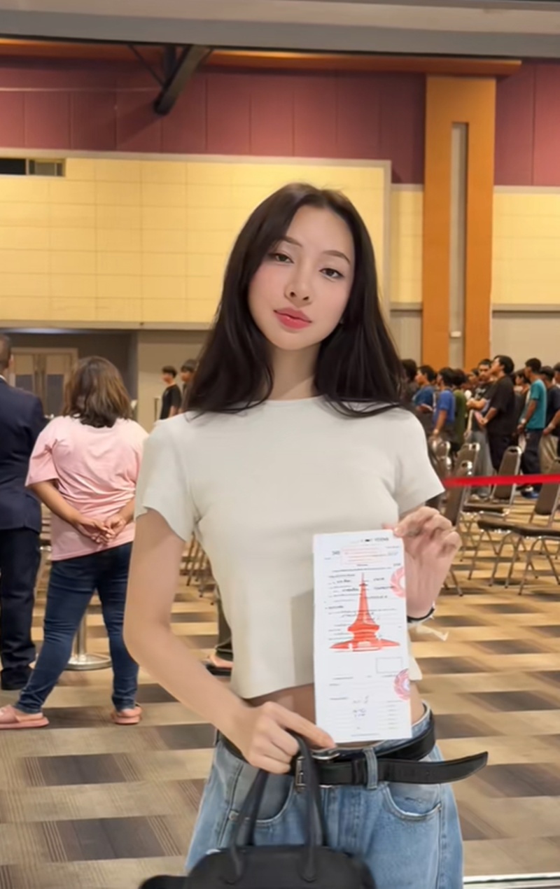 น้องเปเปอร์ นางฟ้าเกณฑ์ทหาร