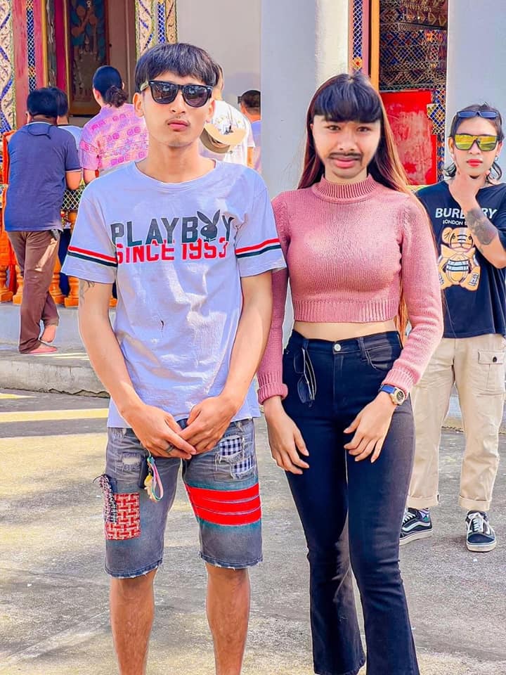 ถ่ายรูปกับแฟน