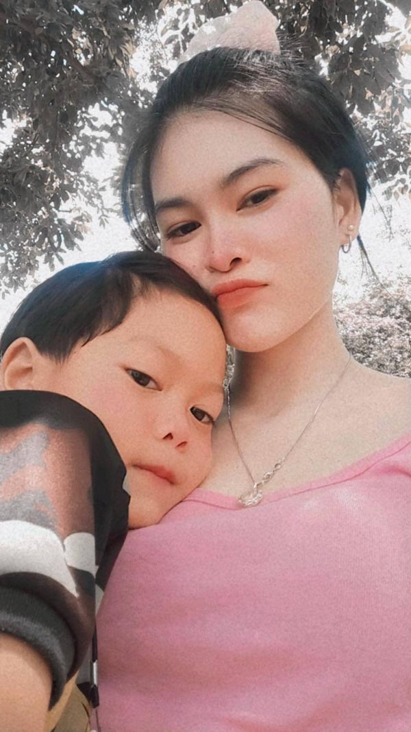 เอ๋ มิรา