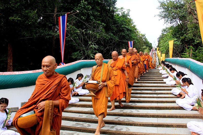 งานตักบาตรเทโวโรหณะ 2562
