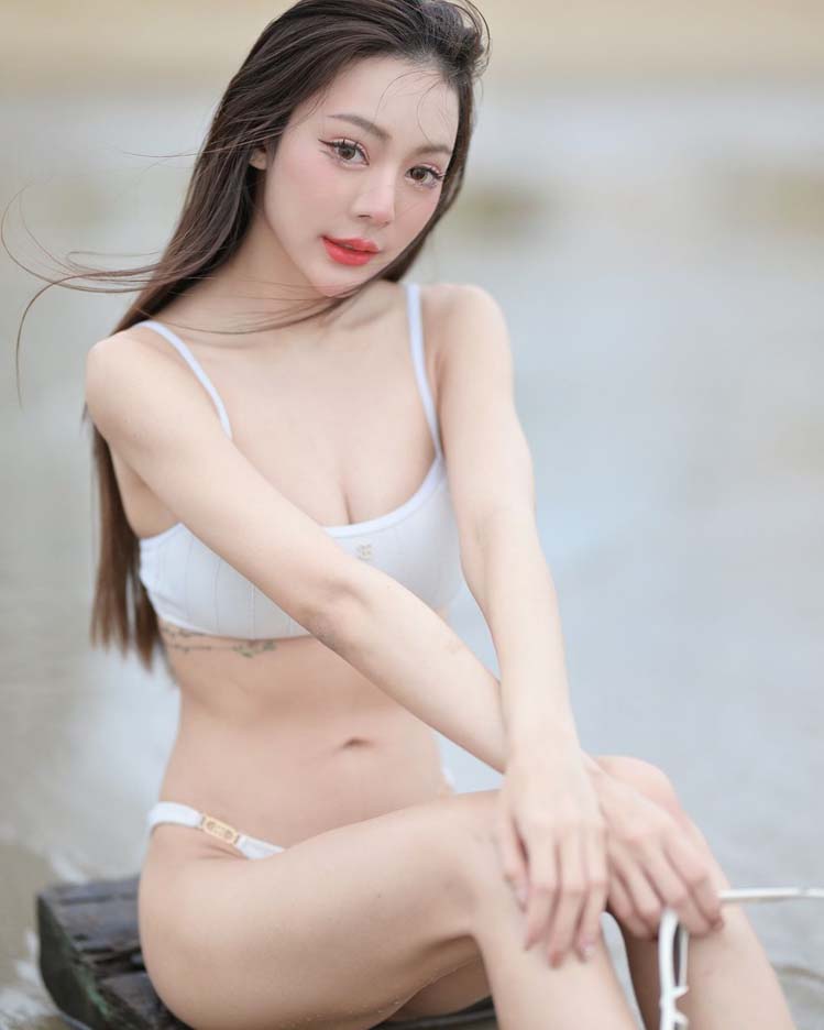 หยก คนินทร์ตา