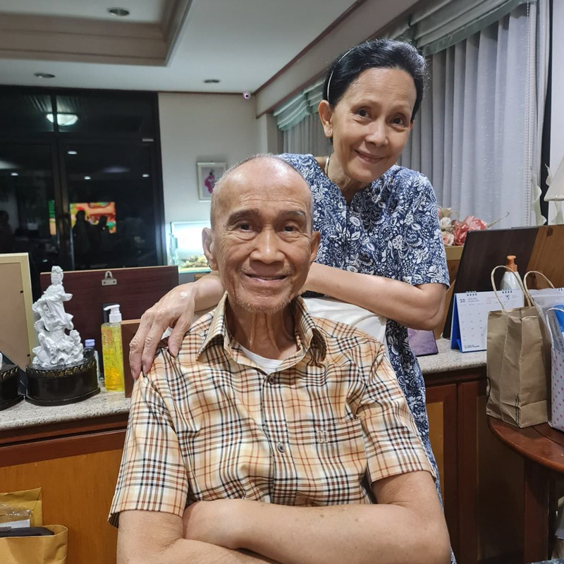 ต้อย เศรษฐา