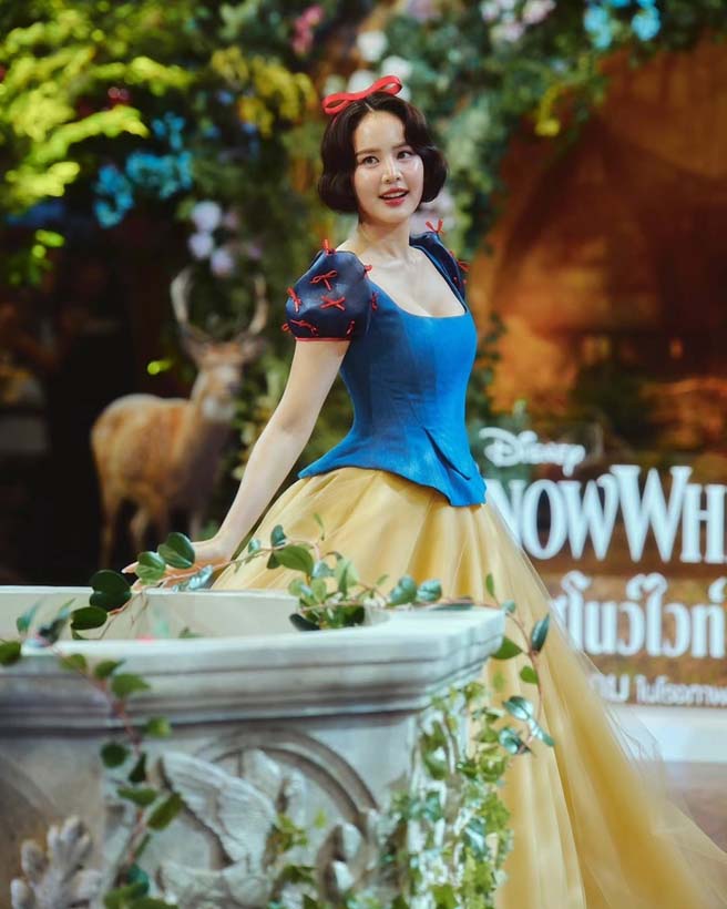 โบว์ เมลดา แปลงโฉมเป็นสโนว์ไวท์ โปรโมต Disney's Snow White