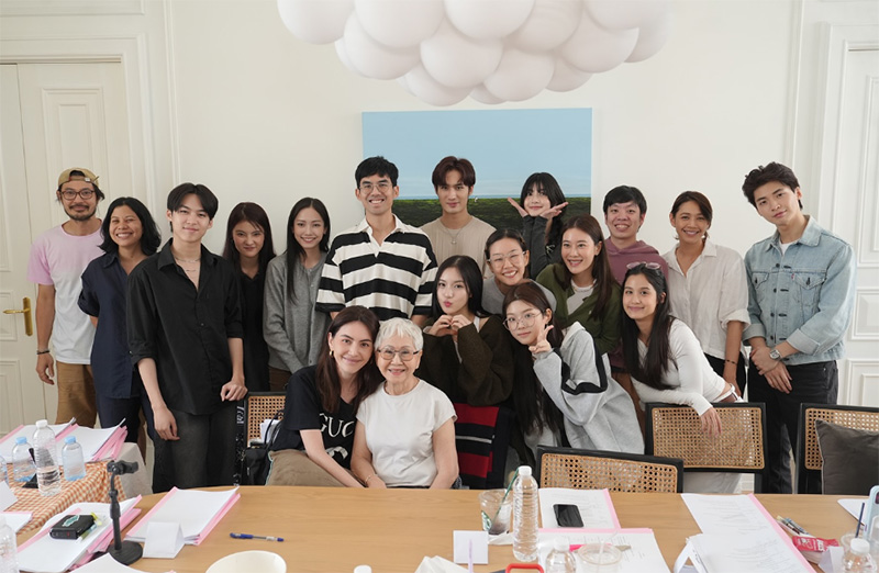 ใหม่ ดาวิกา