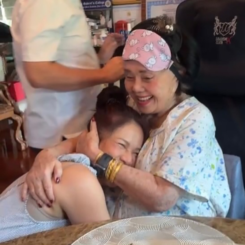 น้ำฝน โกมลฐิติ อดีตนางเอกดังในตำนาน