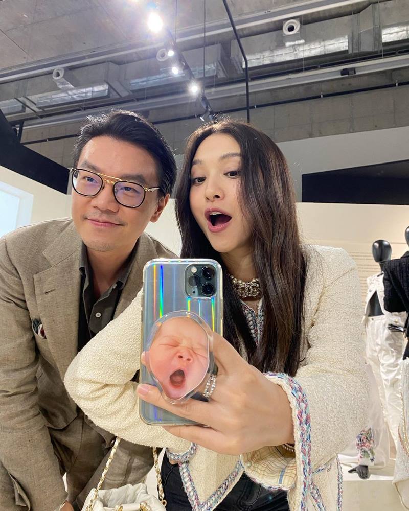 มิว นิษฐา ไฮโซเซนต์