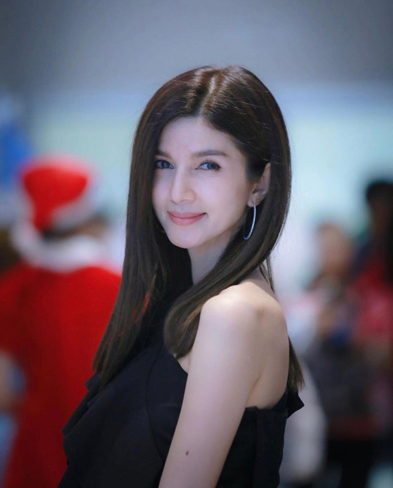 โบว์ แวนด้า 