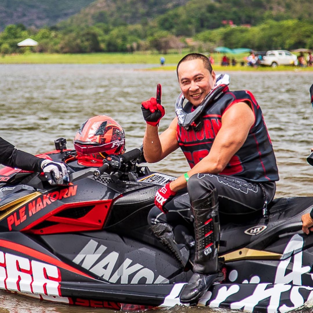 เปิ้ล นาคร